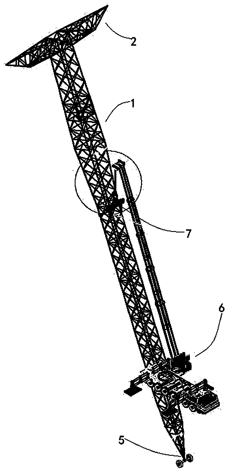 Hoisting method of transmission line guyed tower shaped like Chinese character 'gan'