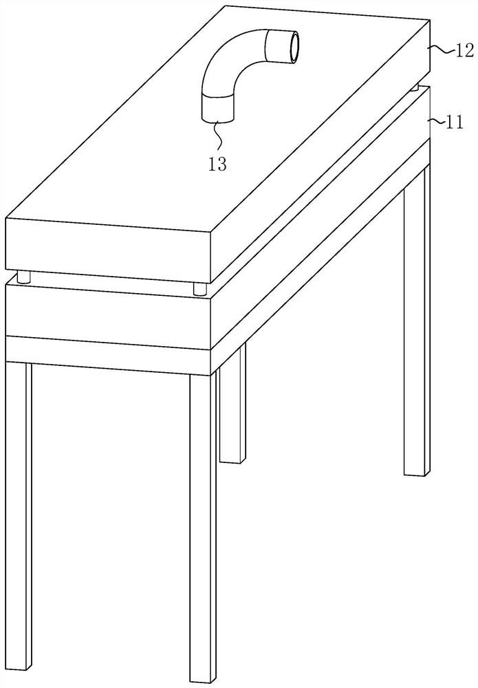 Steam heating device of short fiber production line