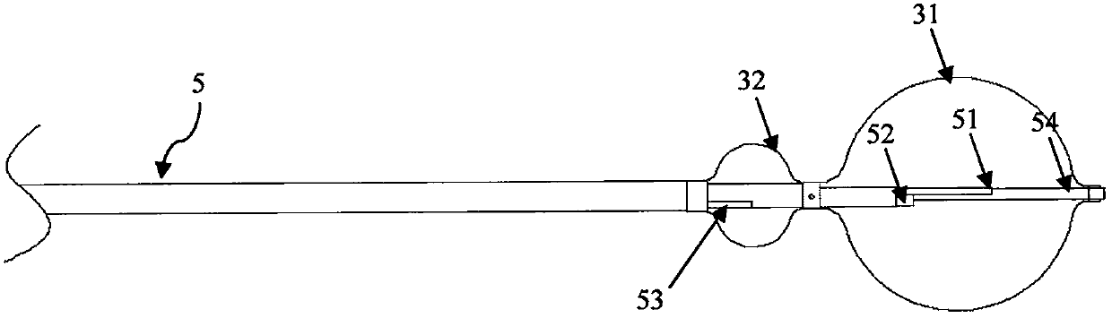 A cryoablation catheter with an insulating capsule