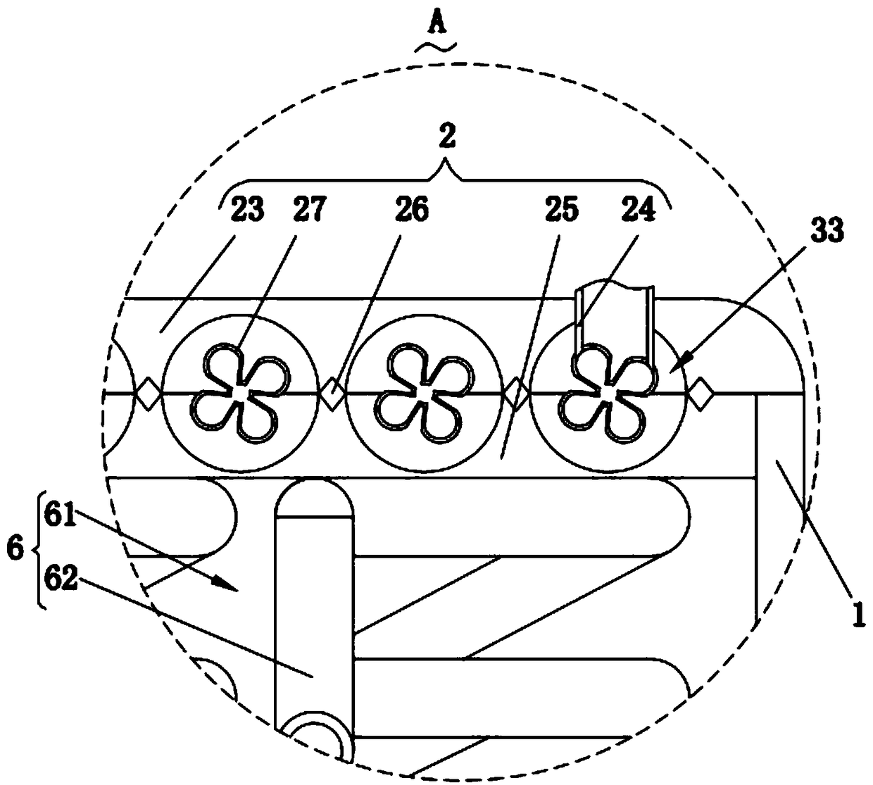 Rapid distillation device for petroleum crude oil