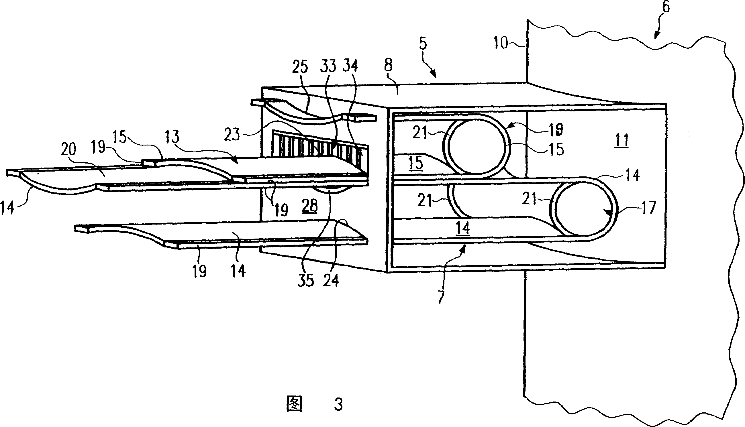 Device for supplying material