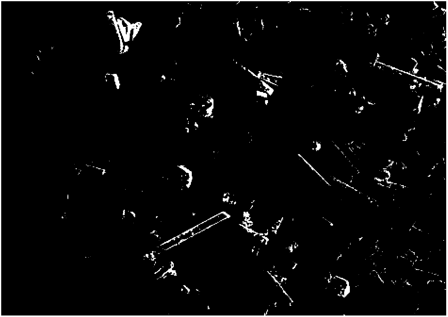 Method for recycling and granulating high-performance glass fiber reinforced liquid crystal polymer secondary material