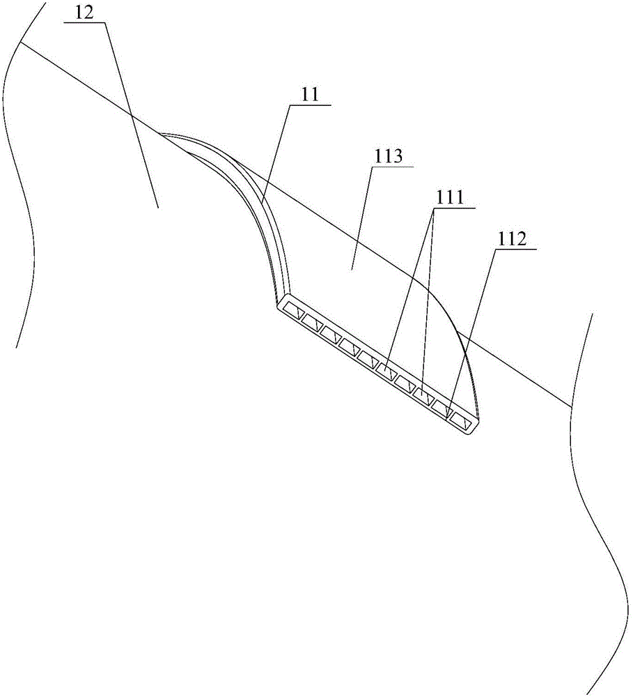 Water heater and heat exchanger assembly thereof