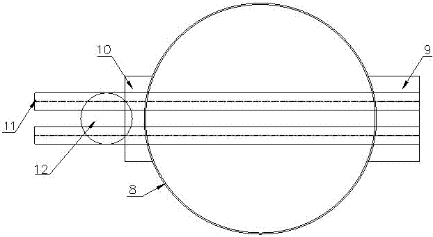 Suspending and guiding device for descending installation of large-scale steel jacket box