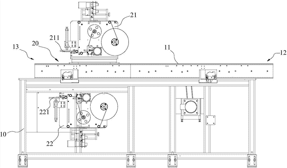 Elevator landing door sheet labeling device and labeling method