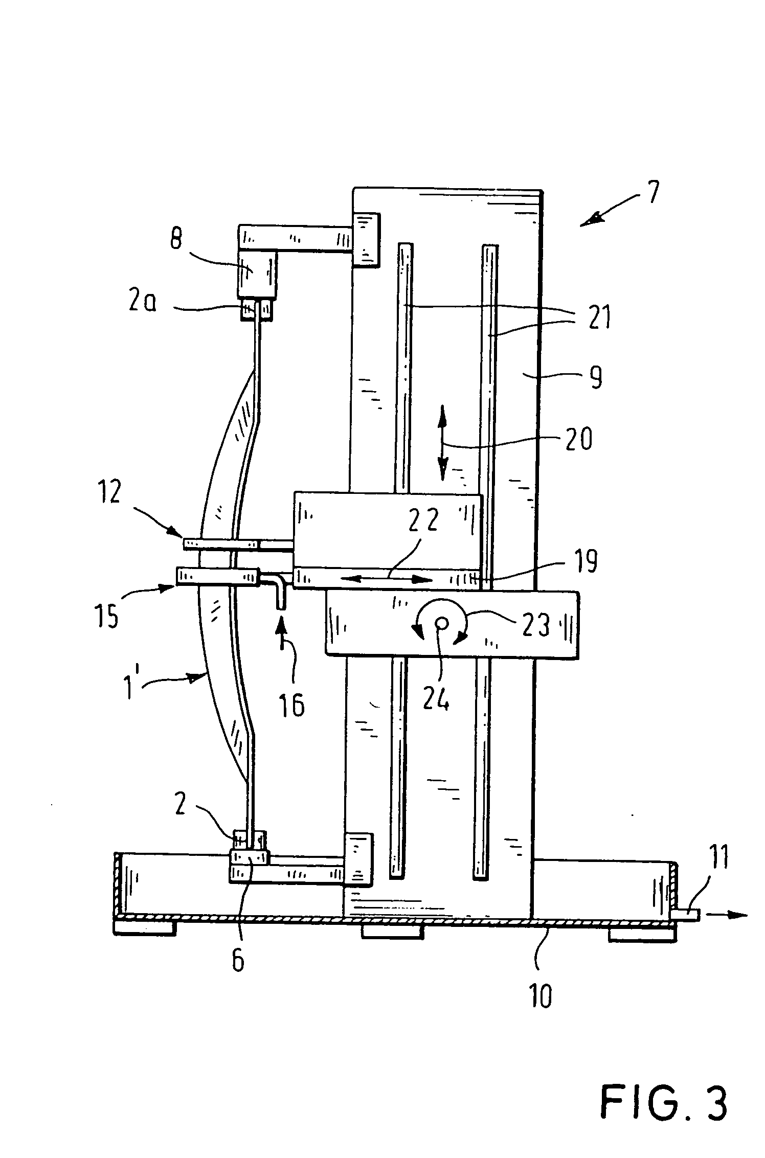 Apparatus for heat treatment of structural body parts in the automobile industry