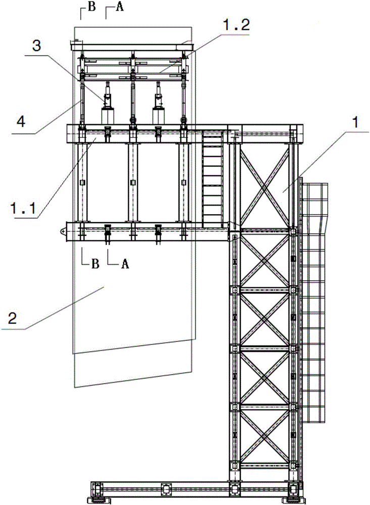 Box girder internal template system for large-span ultra-high warping body