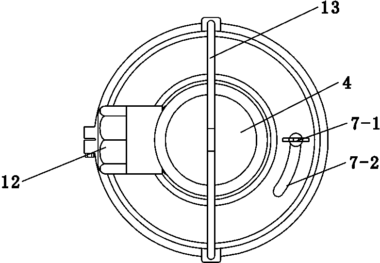 Container and method for closed operation of radionuclide