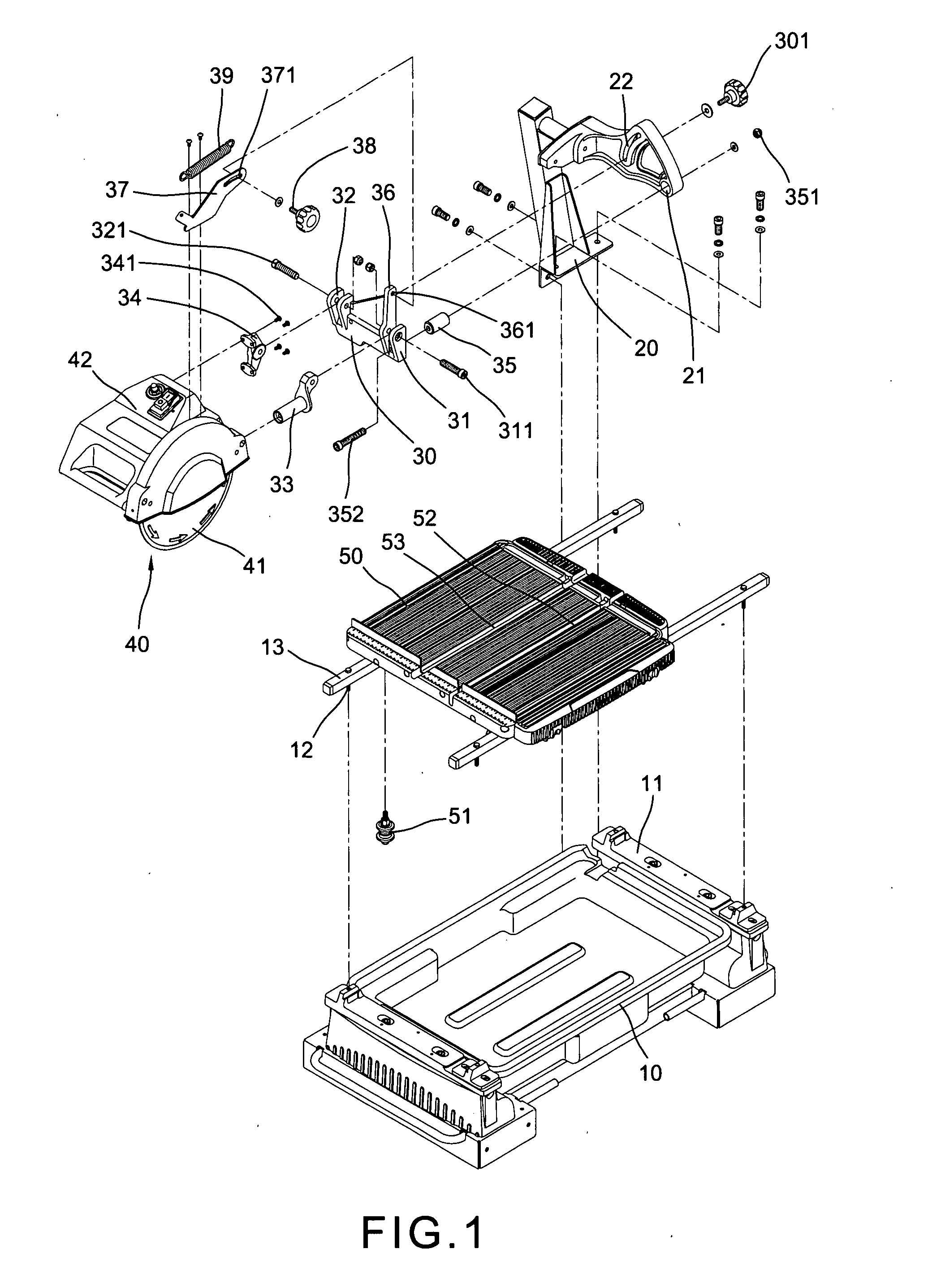 Cutting angle adjustment device for a stone cutter