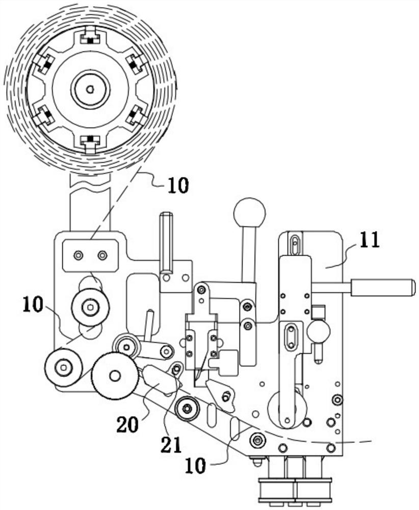 Adhesive tape sticking mechanism for automobile wheel trim