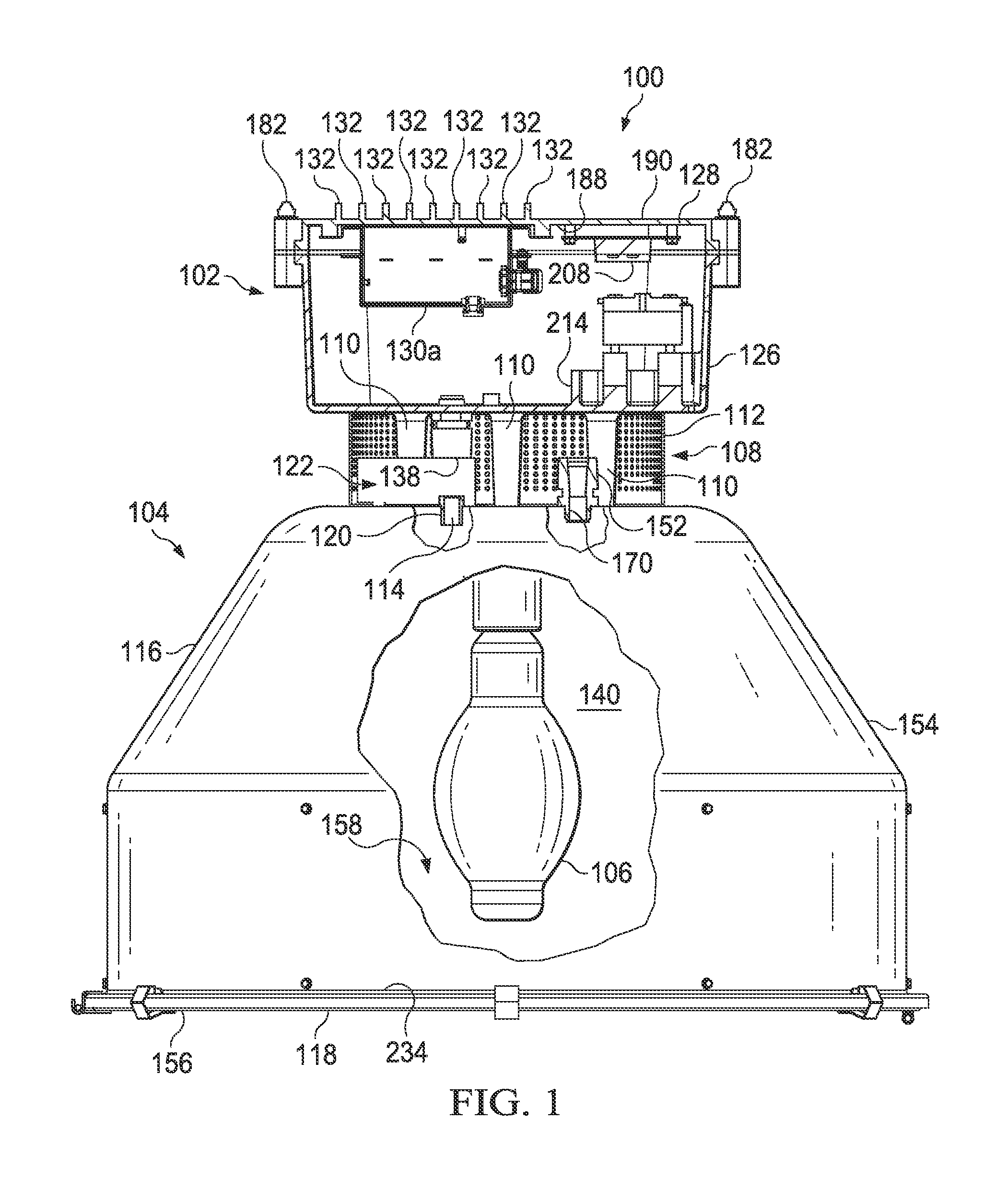 Lighting apparatus with improved thermal insulation