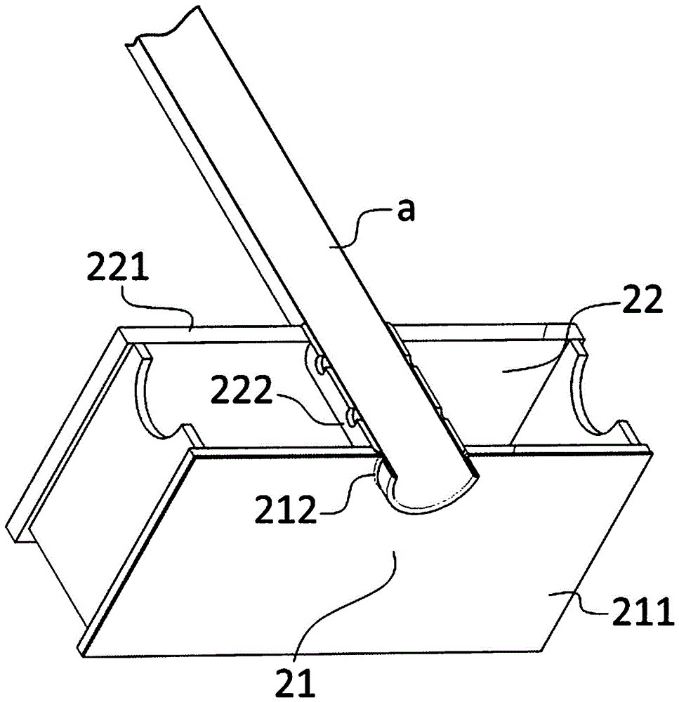 Lower plate sealing structure of gas-gas heat exchanger