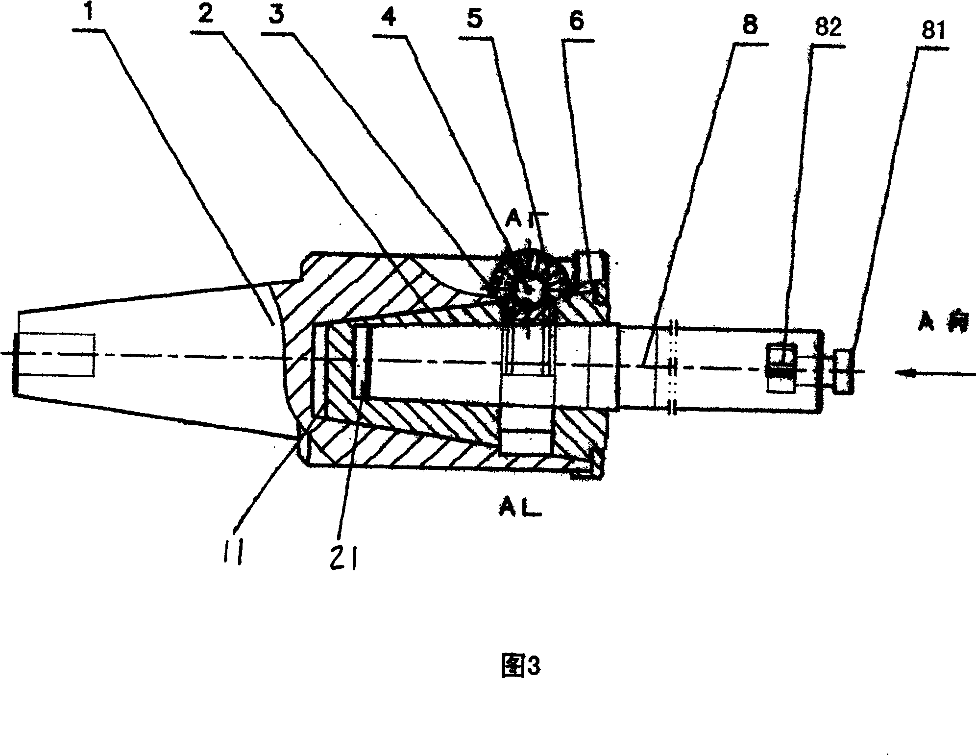 Method for fine adjusting amount of feed of boring cutter tool, and adjustment device