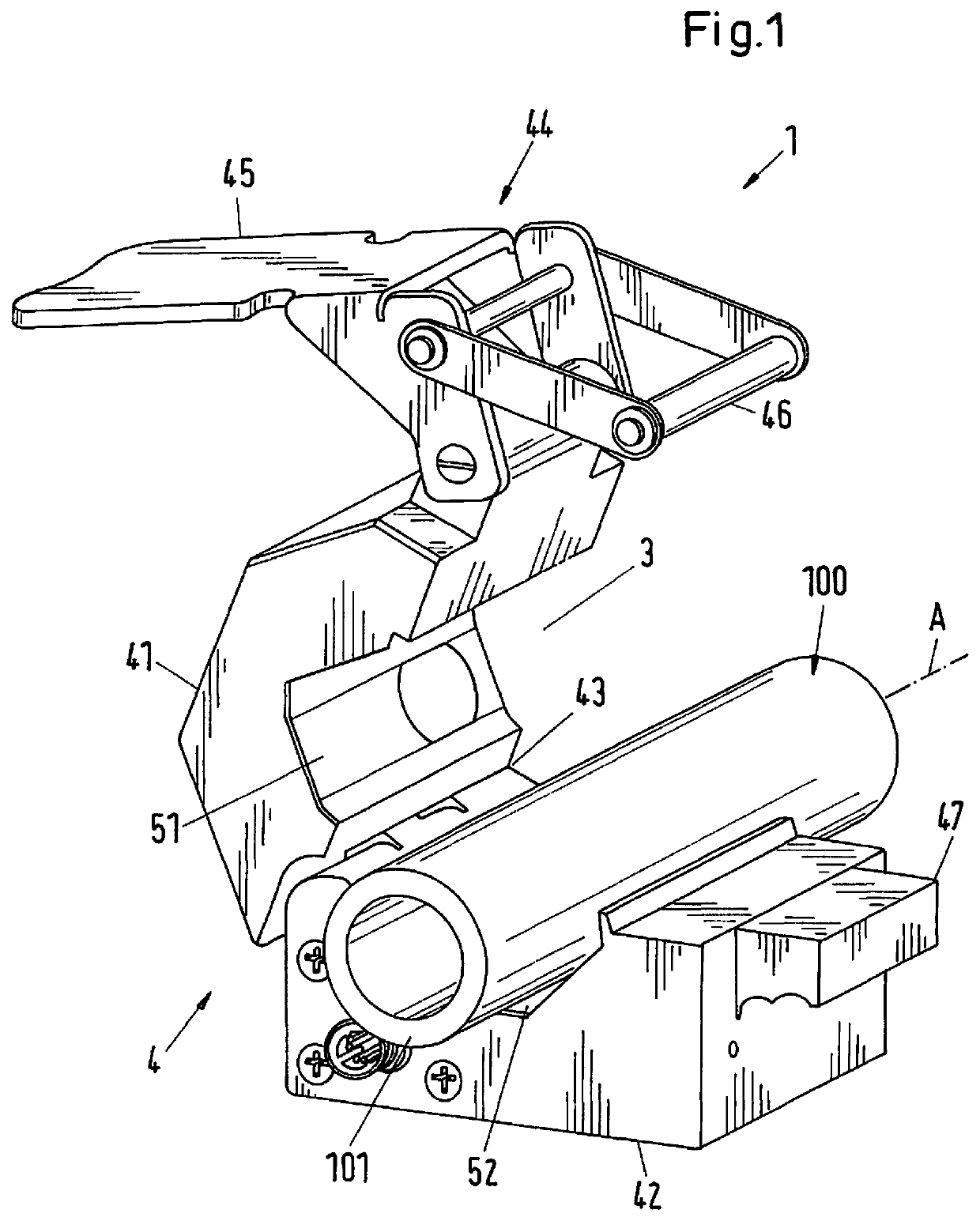 Ultrasonic measuring device having transducers housed in a clamping device