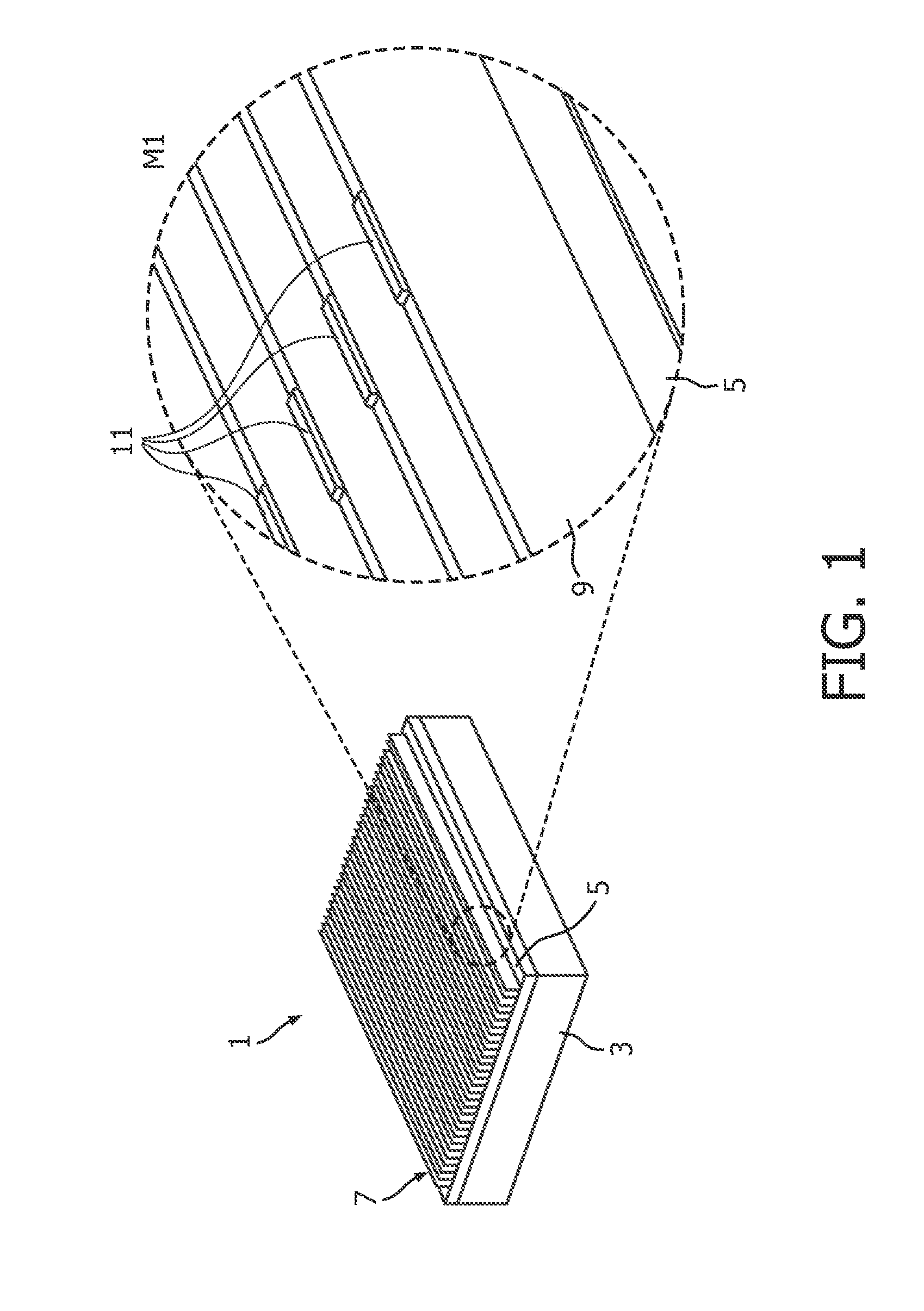 Grid and method of manufacturing a grid for selective transmission of electromagnetic radiation, particularly X-ray radiation for mammography applications