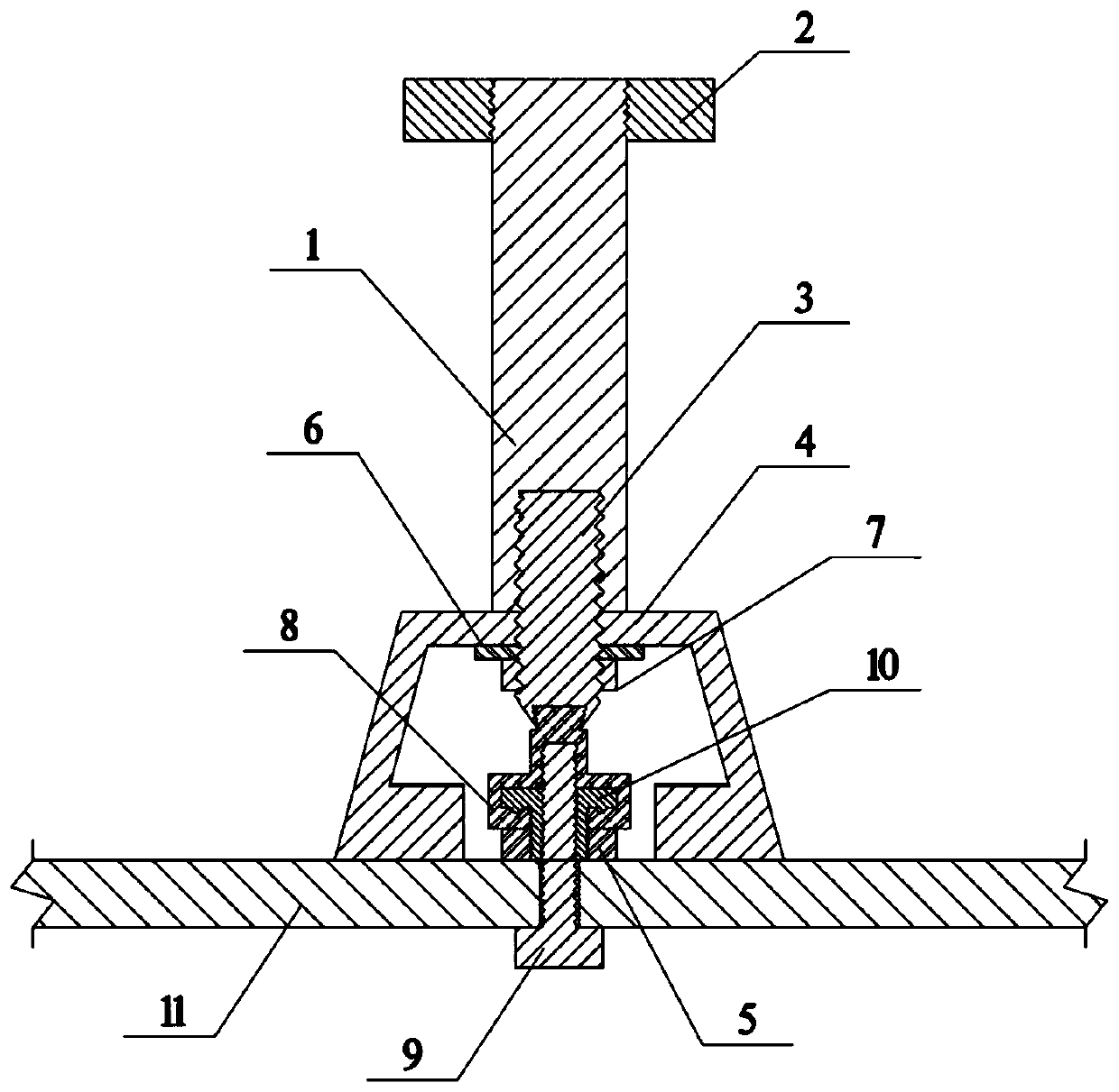 Tunnel embedded groove mold locking device