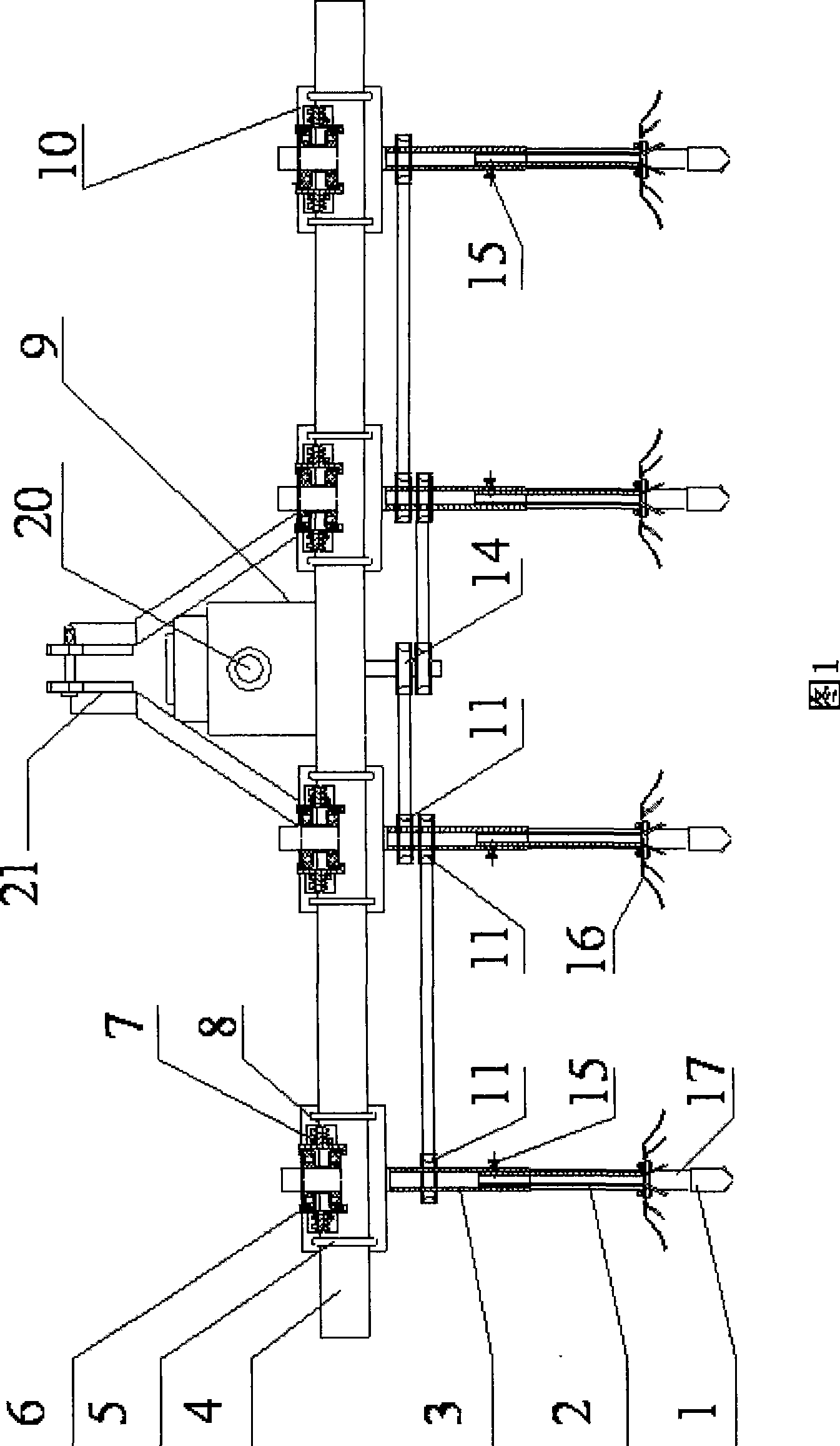 Horizontal initiative grass-poking wheel anti-blocking device