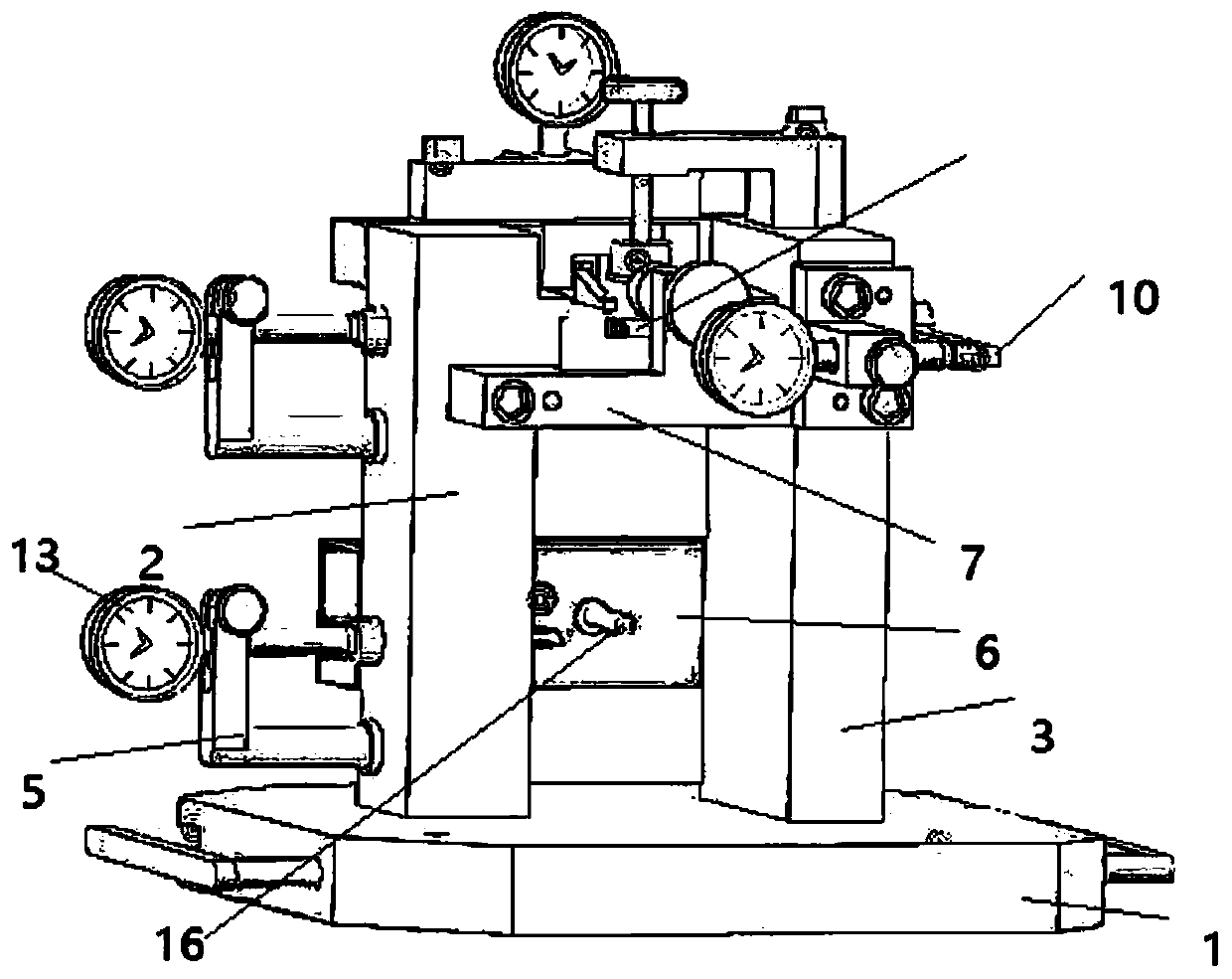 Measuring tool for detecting engine blades