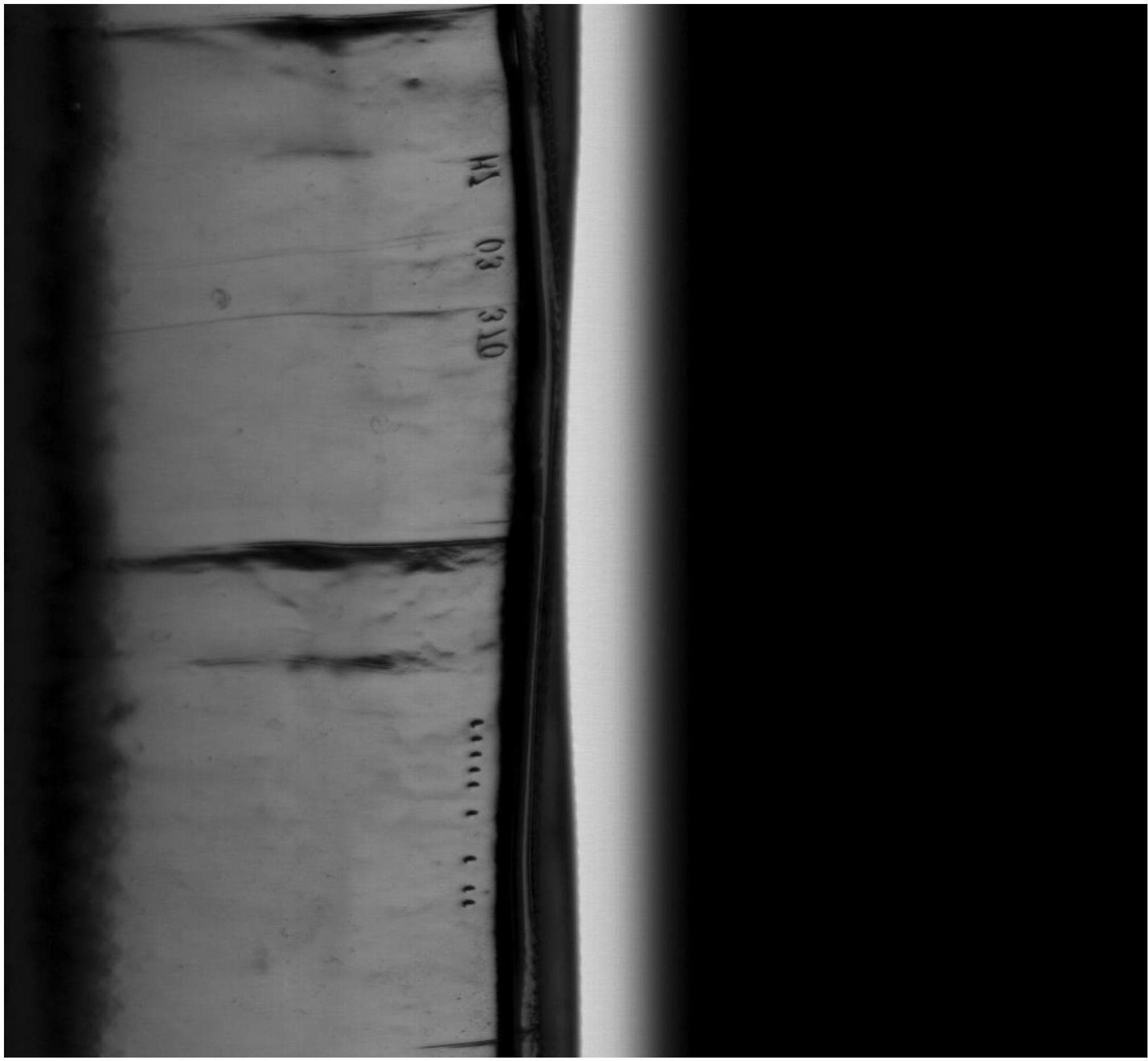 Method and system for identifying salient-point mould number of revolution-solid glass bottle based on images