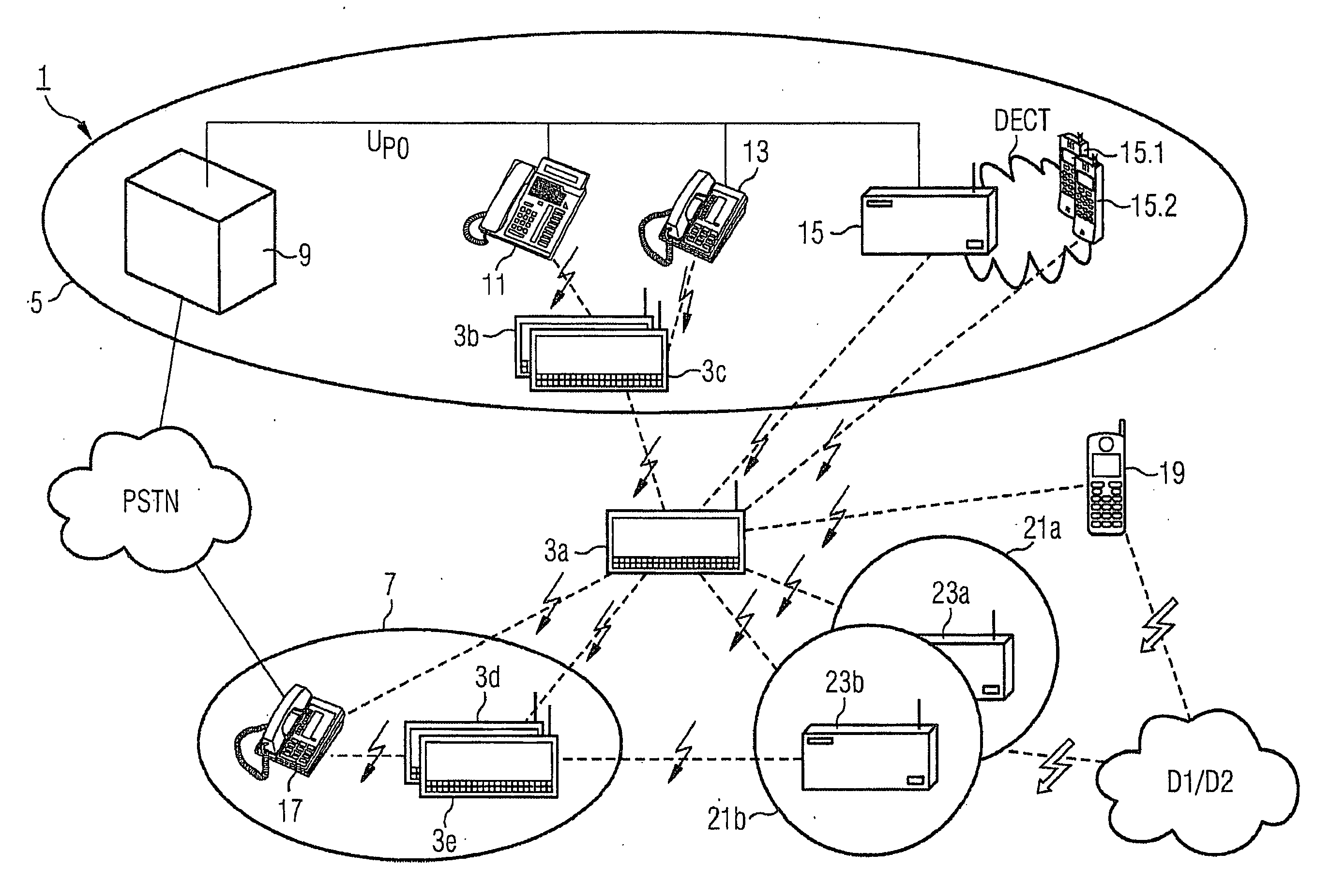 Telecommunications terminal and telecommunications assembly