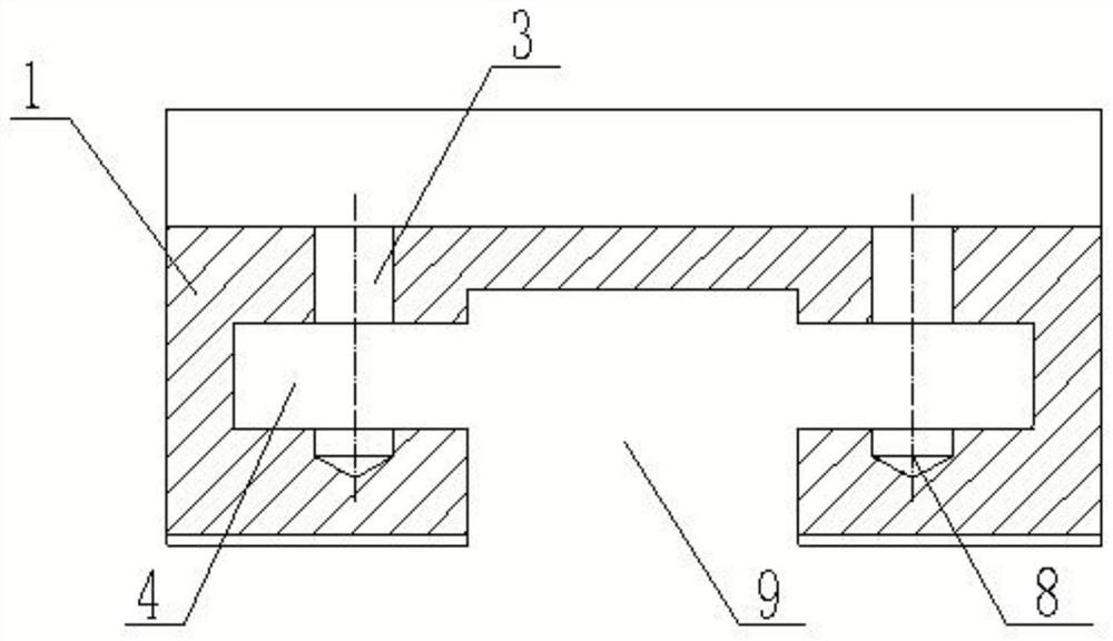 Combined reciprocating vane and axial vane pump thereof