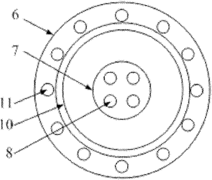 Low-temperature insulating structure of gas-cooled lead