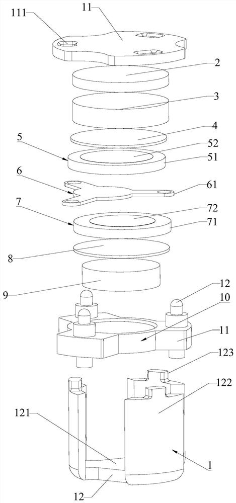 Super-miniature microwave gyromagnetic circulator