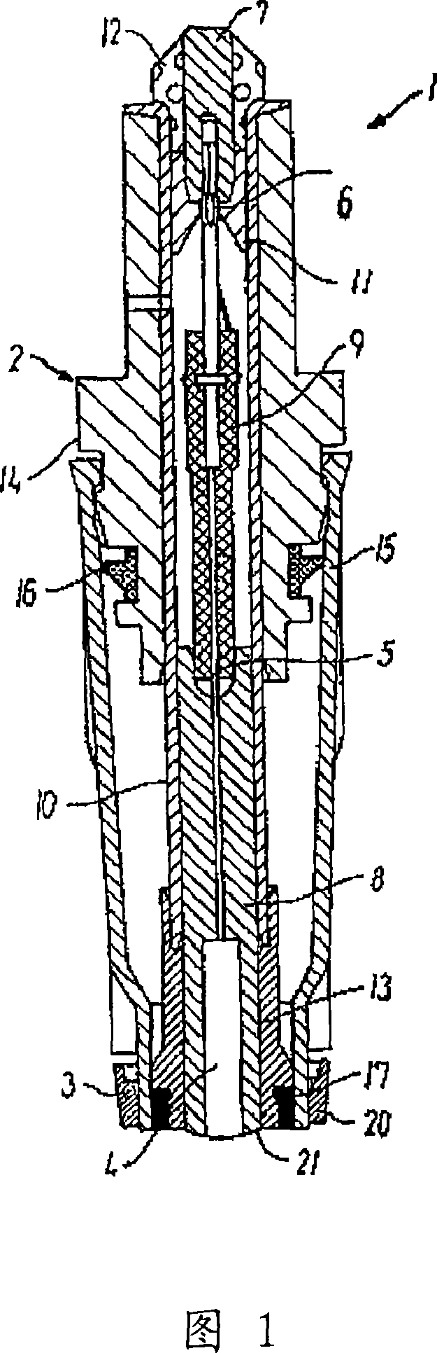 Enzyme sensor including a water-containing spacer layer