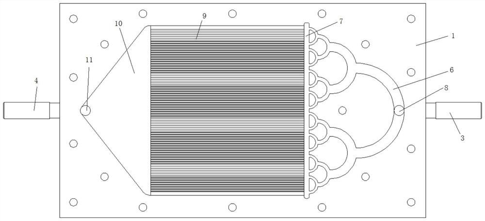 Passive heat dissipation evaporator and passive heat dissipation system