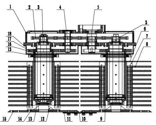 Integrated cutting and conveying device of sugarcane harvester