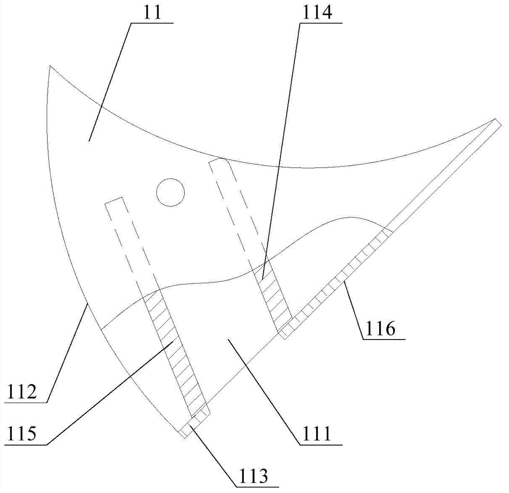 Feed crusher, crushing tooth roller and its crushing tooth assembly