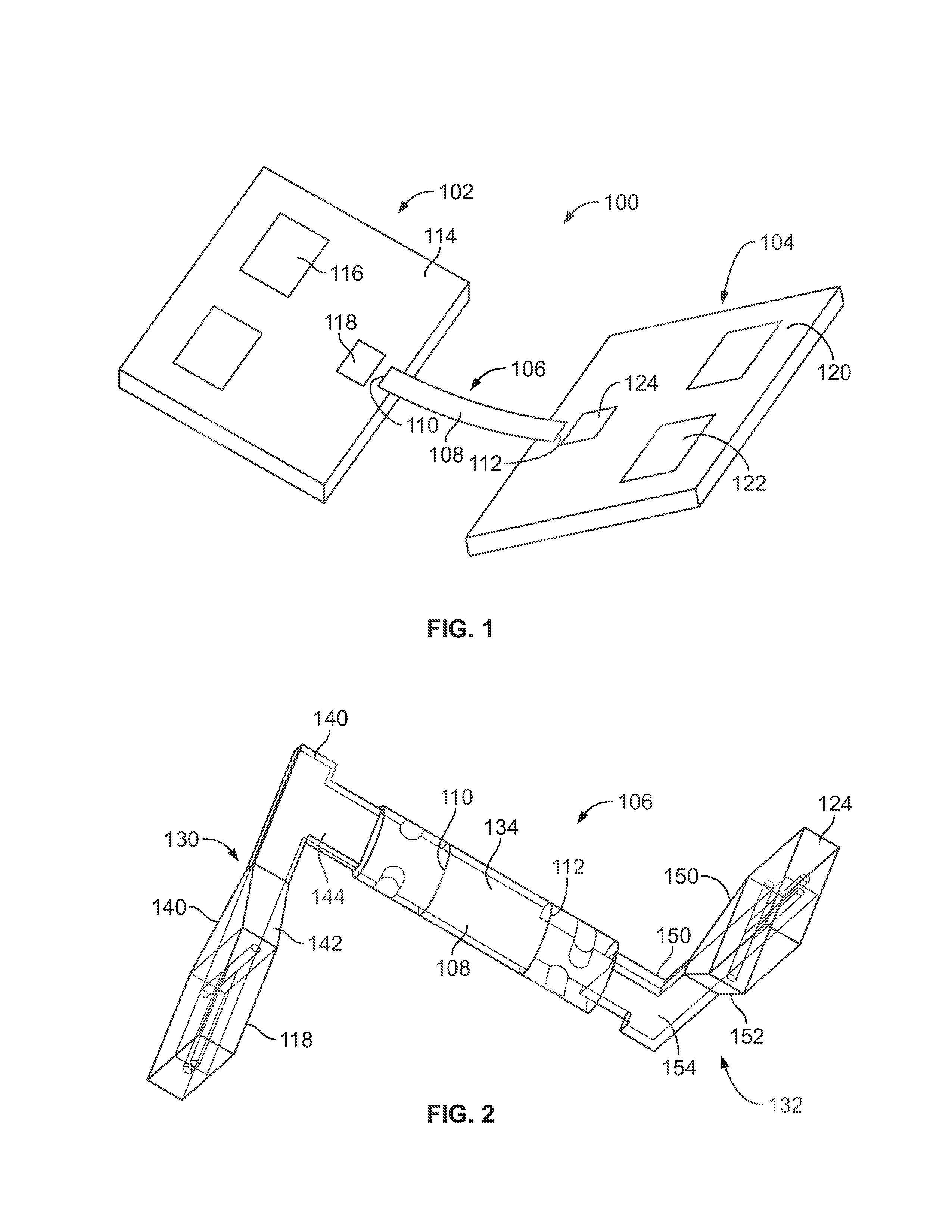 Waveguide structure for a contactless connector