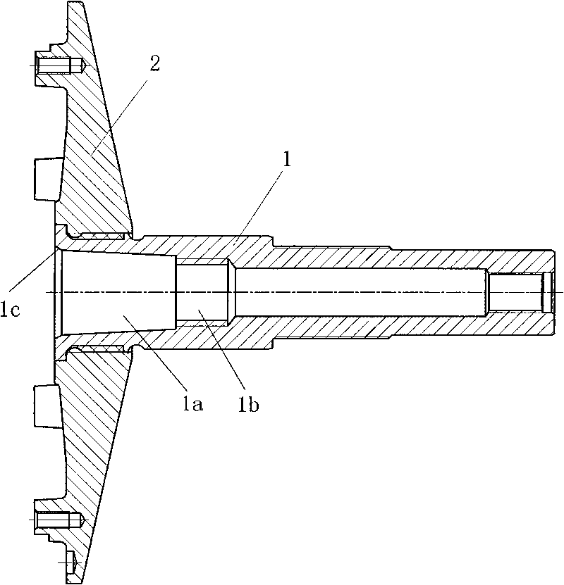 Central shaft of continuously variable transmission of snowmobile