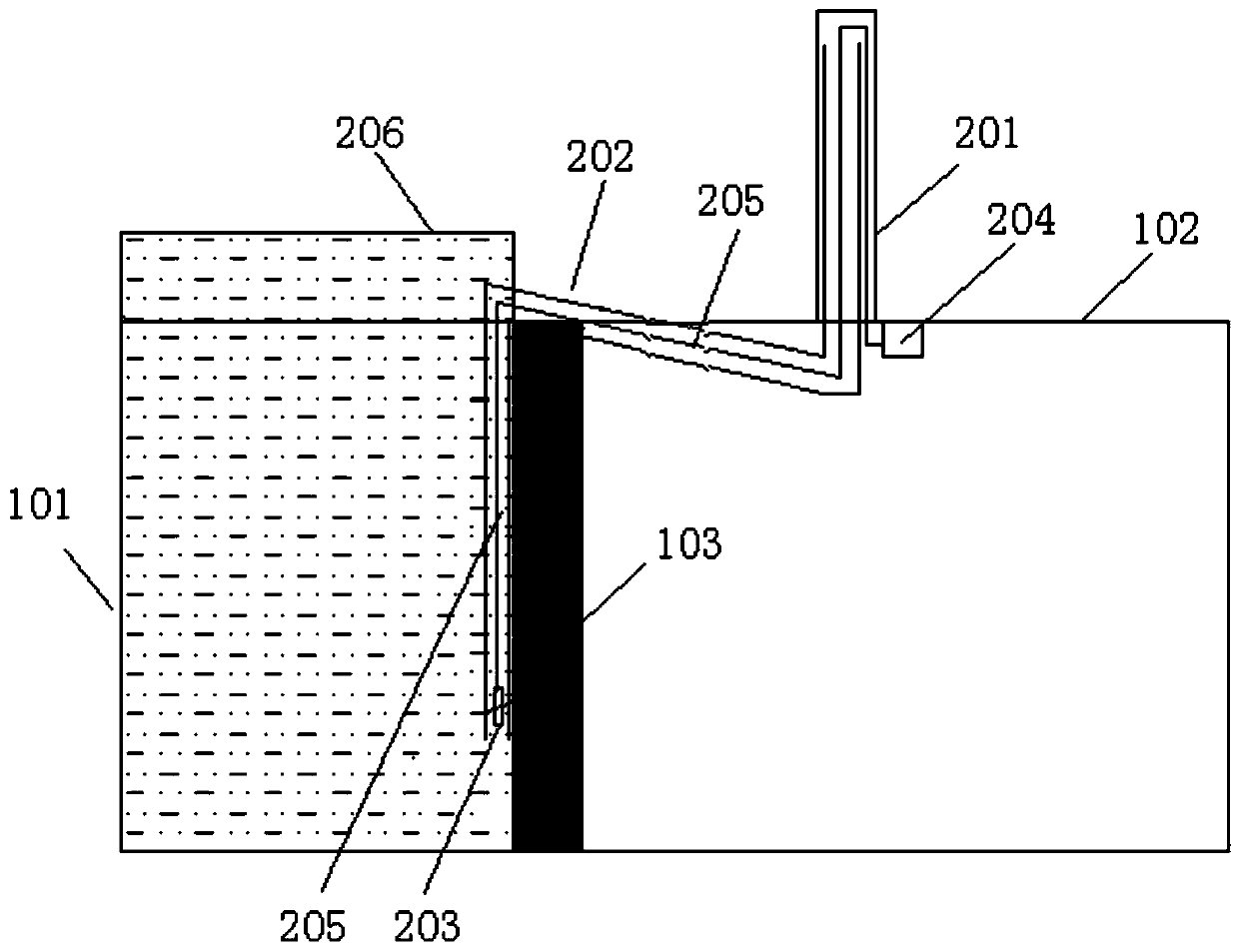 Device and method for monitoring water level of large water gushing underground reservoir