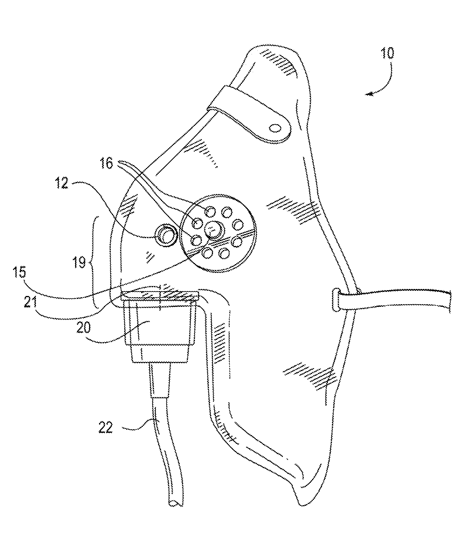 Oxygen facemask with capnography monitoring ports