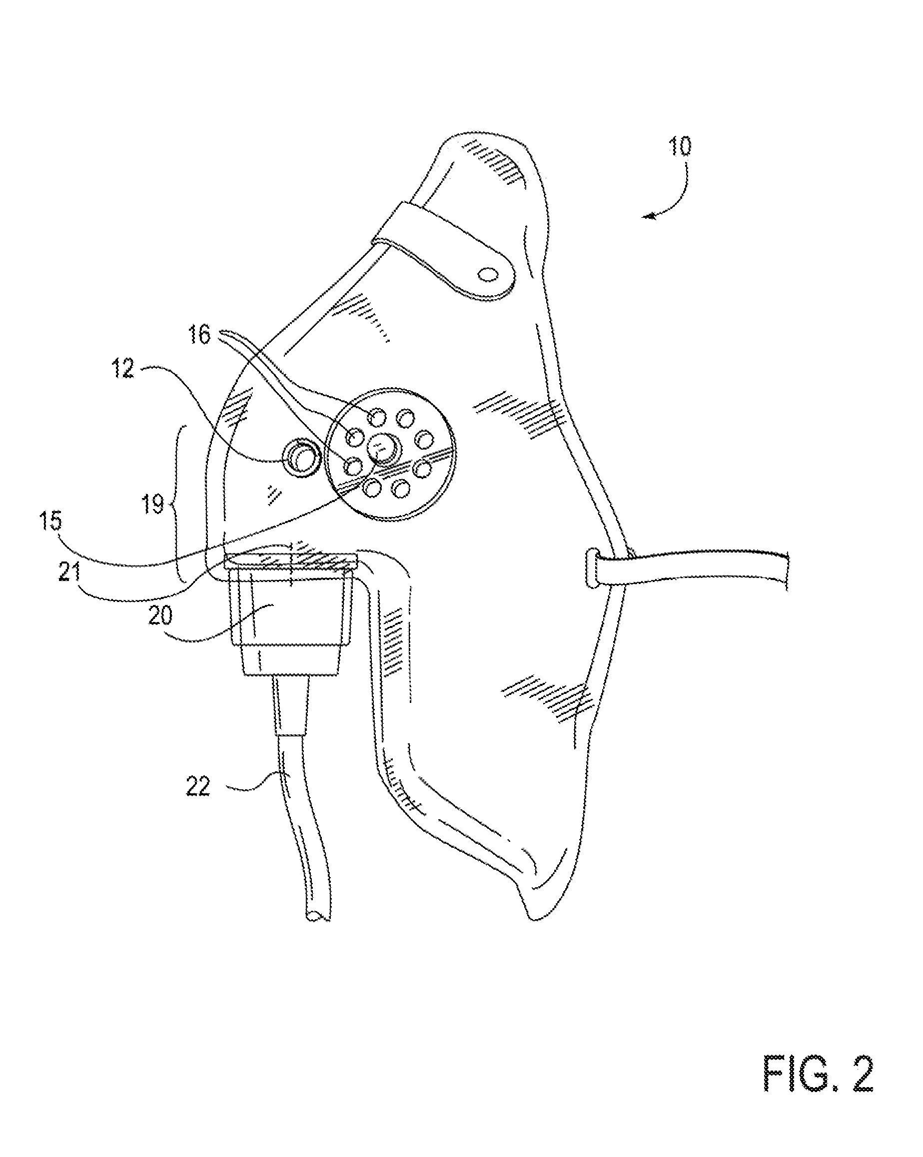 Oxygen facemask with capnography monitoring ports