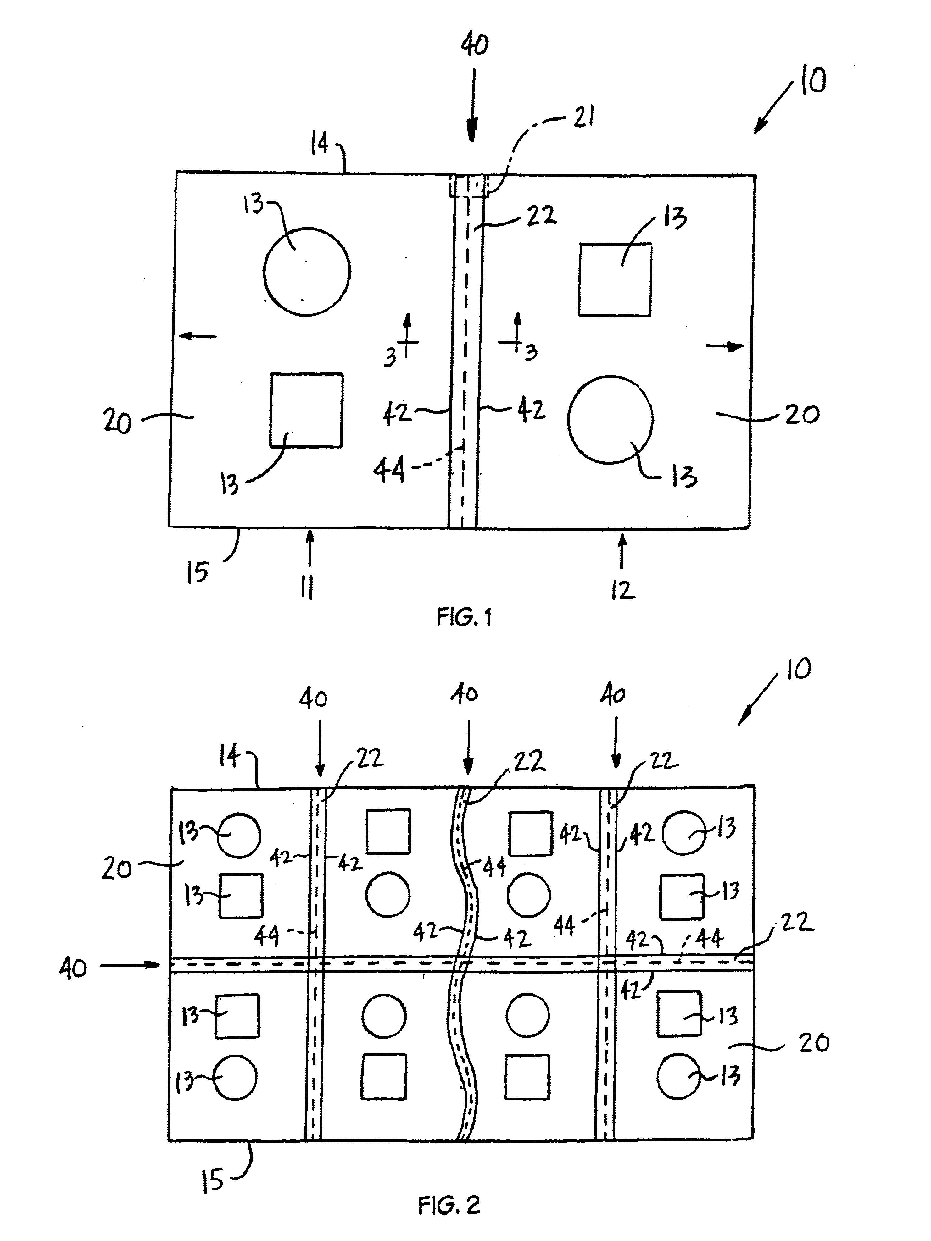 Apparatus for separating label assembly