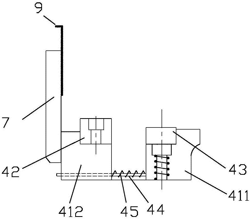 Edge bending die of bending machine