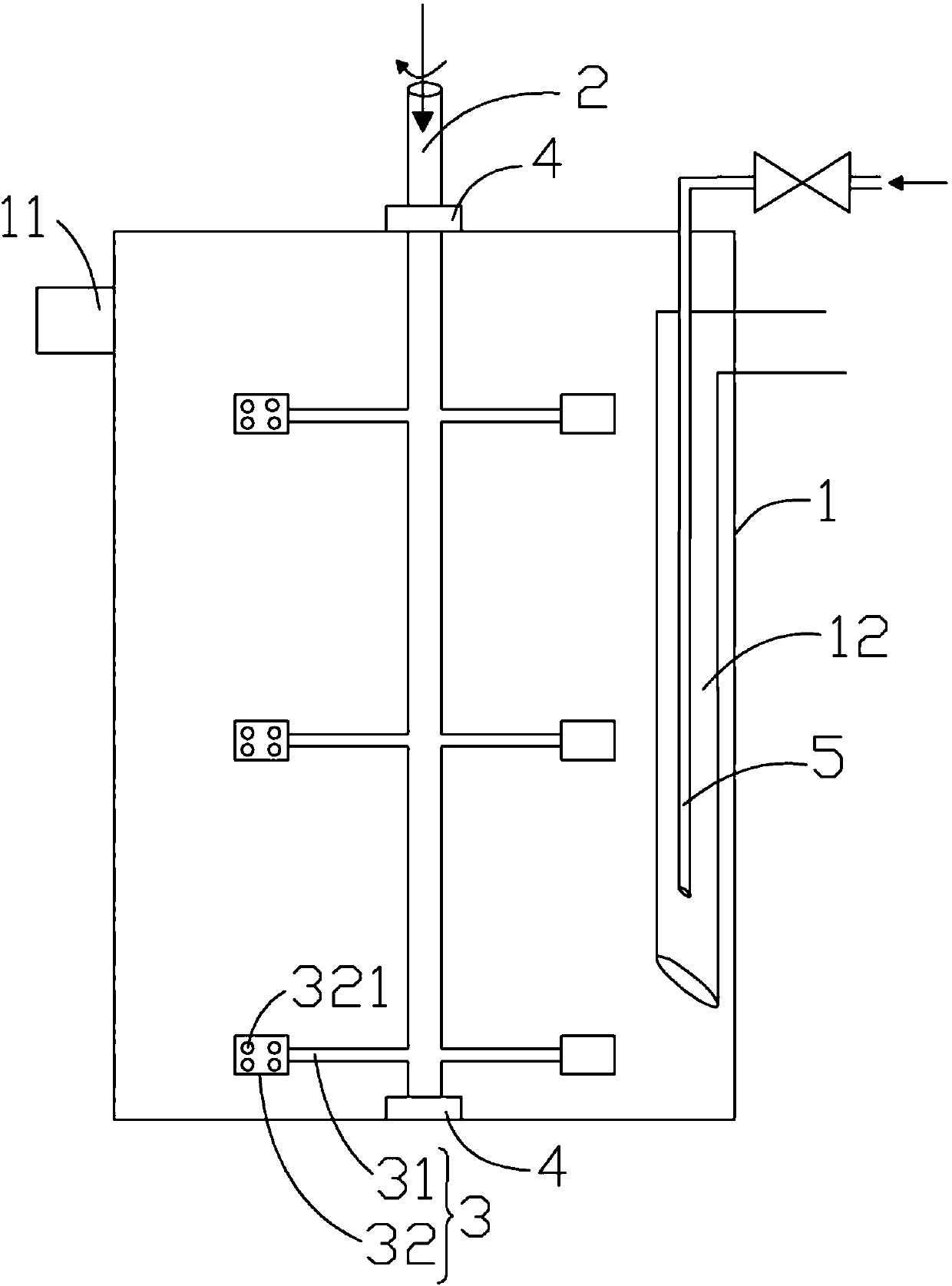 Alumina decomposition tank stirring system