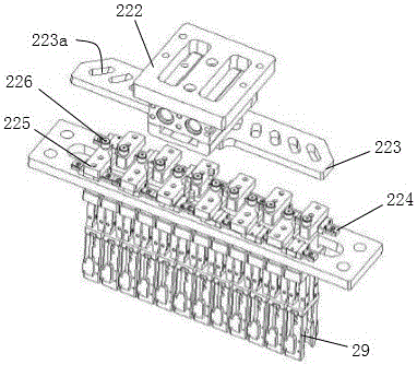 Distance adjusting device