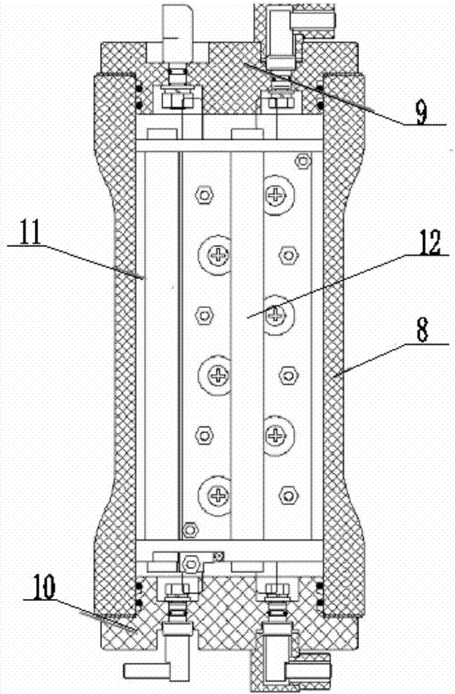 Low-altitude unmanned aerial vehicle microwave damaging device