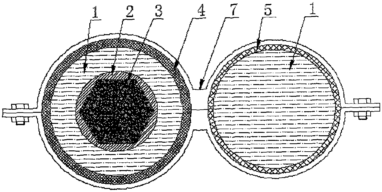 Auxiliary heat dissipation type water passing cable