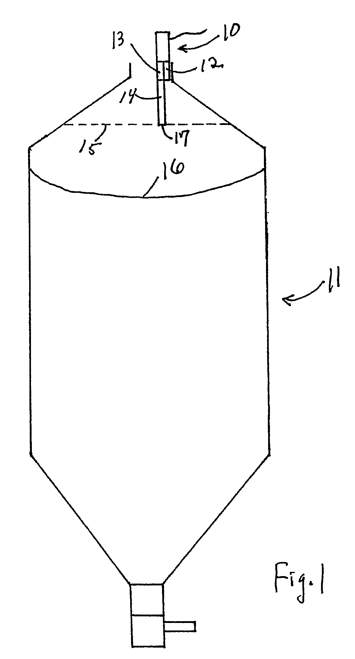 Combination capacitive proximity sensor and ultrasonic sensor for material level monitoring