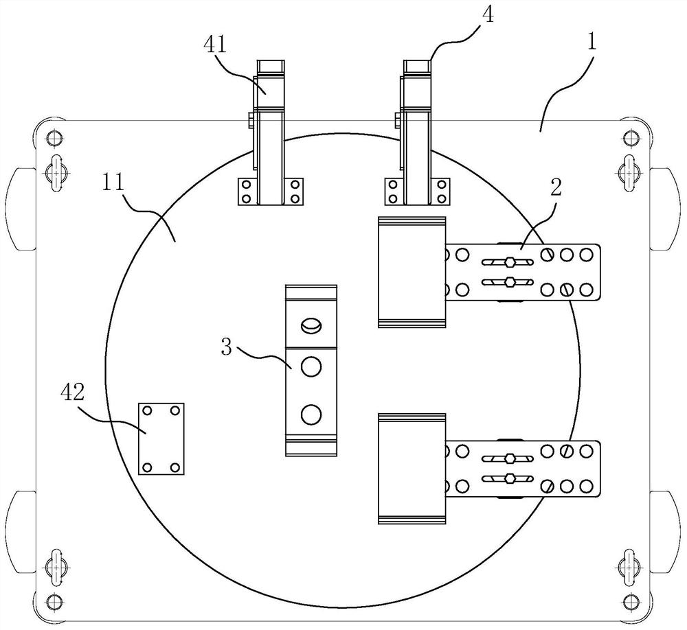 Assembled automobile engine split charging tray