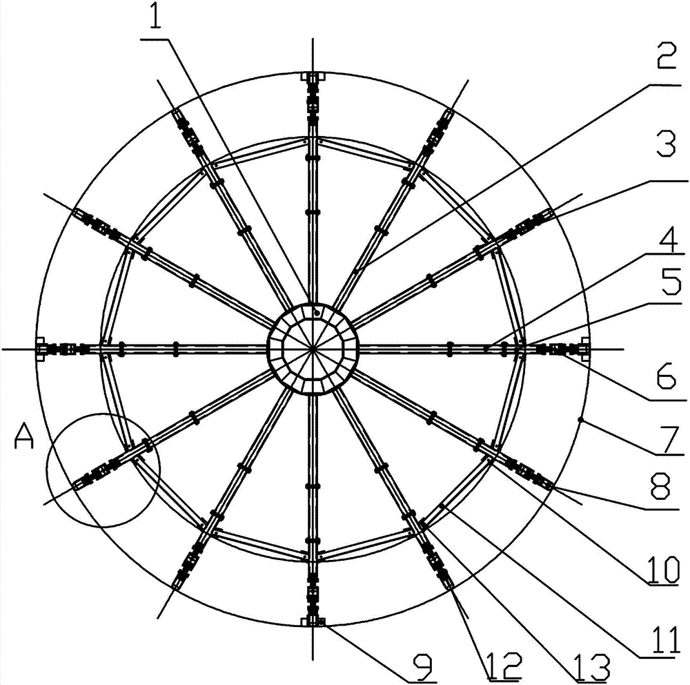 Device for roundness adjustment and supporting of penstock