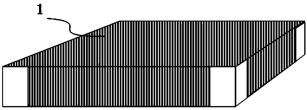 Microchannel heat radiator and manufacturing method thereof