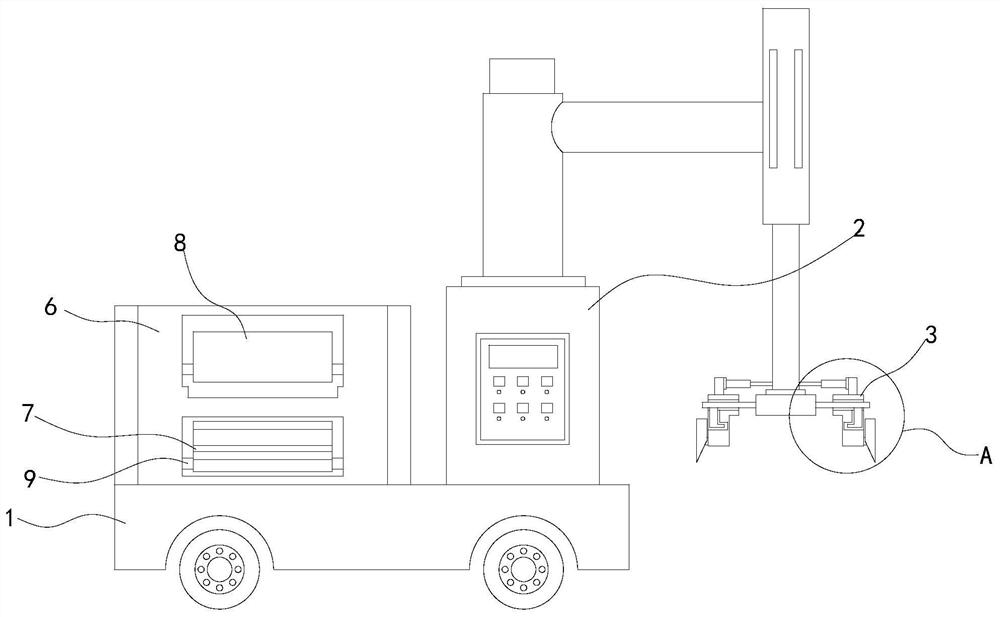 Industrial transfer robot capable of preventing material extrusion