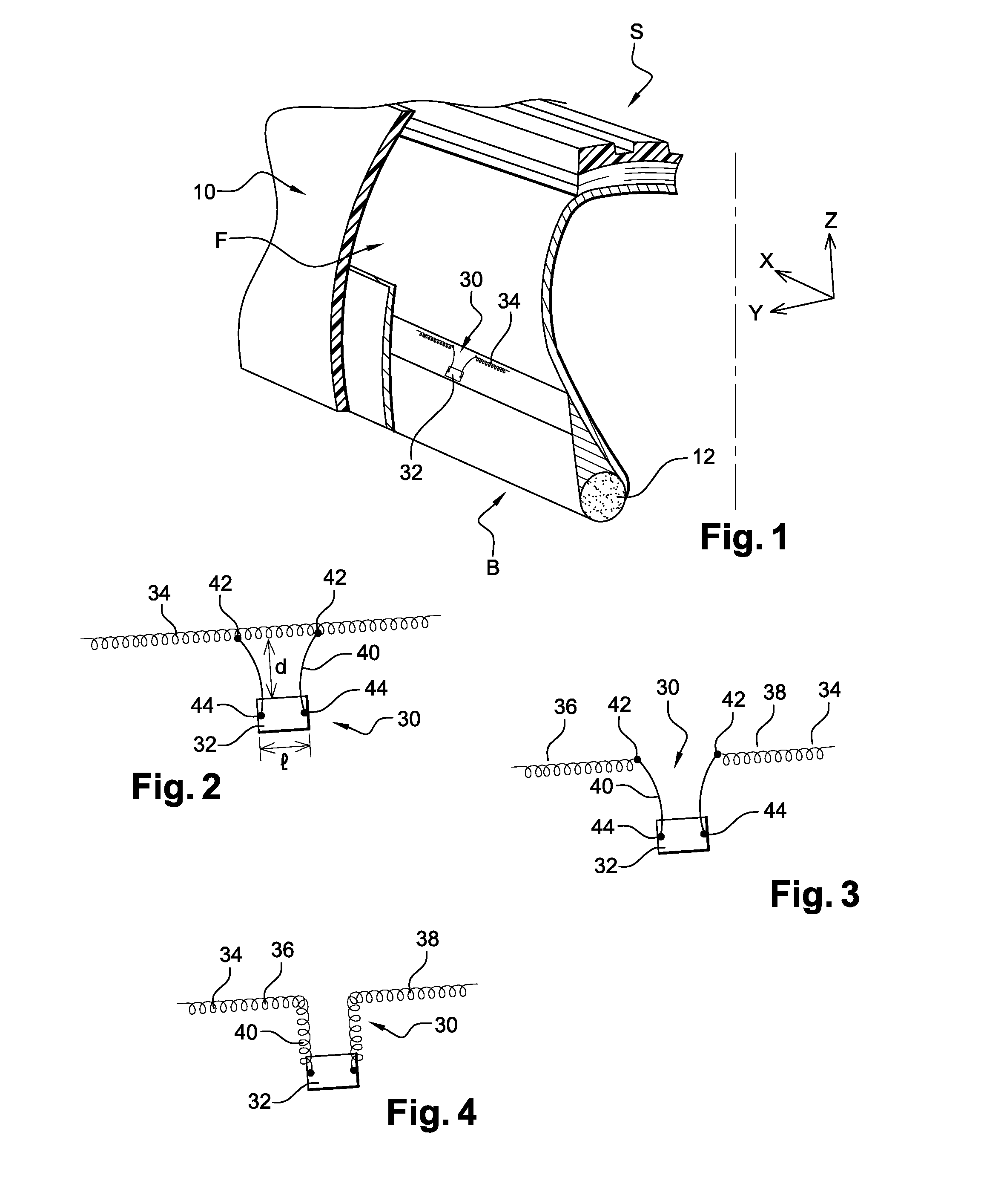 Tyre having a member with an offset antenna