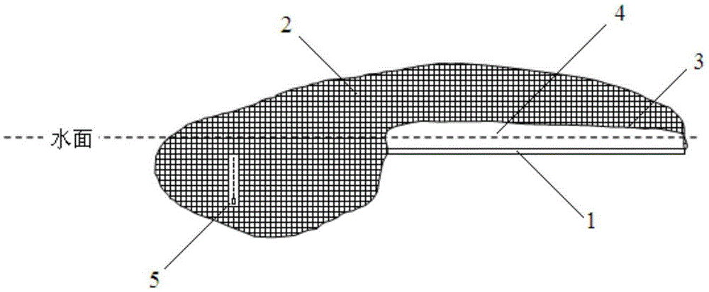 Device for collecting and removing solid floating objects on water face and removing method