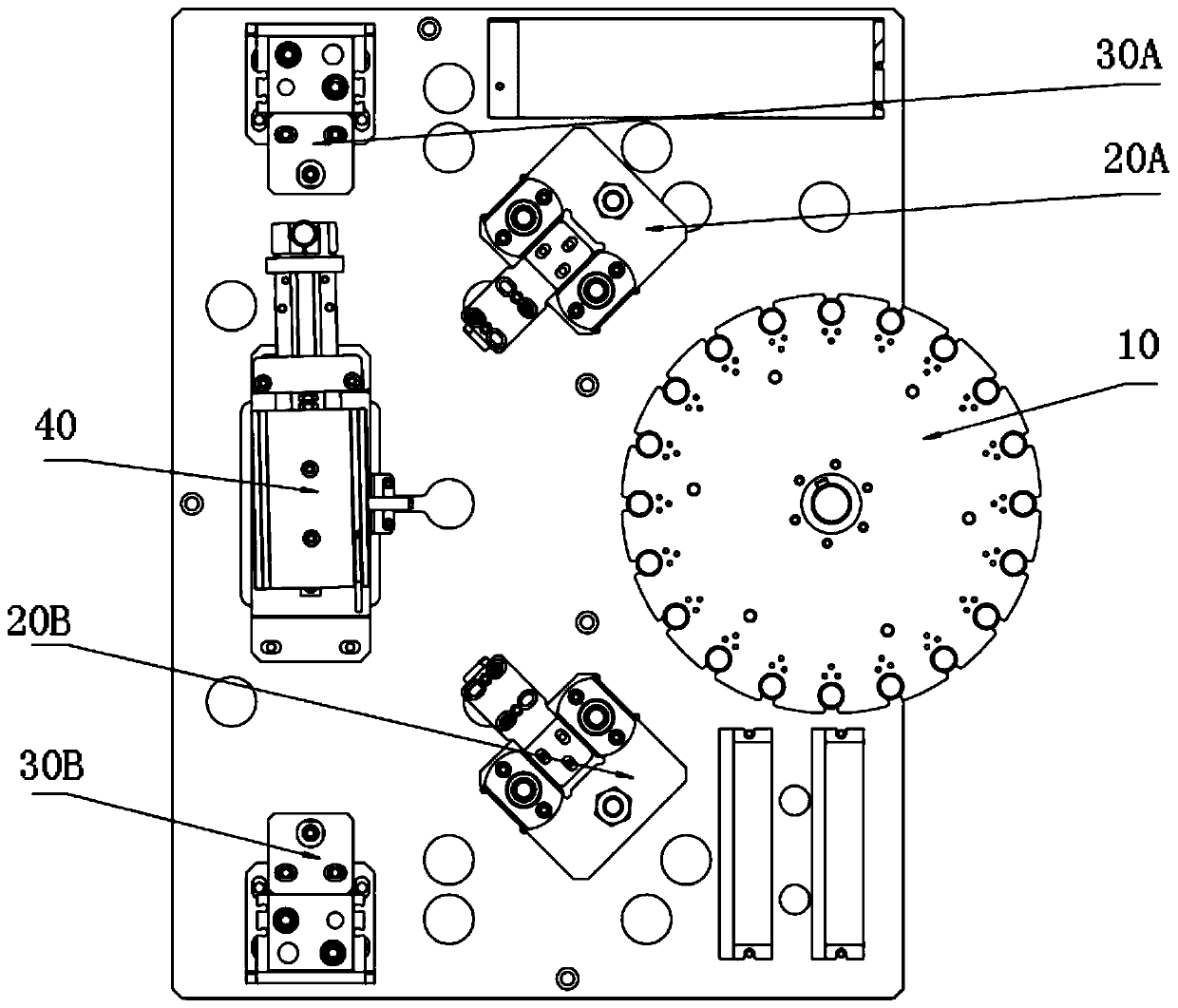 Automatic sampling device and automatic sampling method for gas adsorption pipe